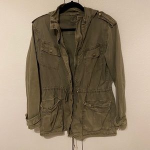Aritzia jacket in army green